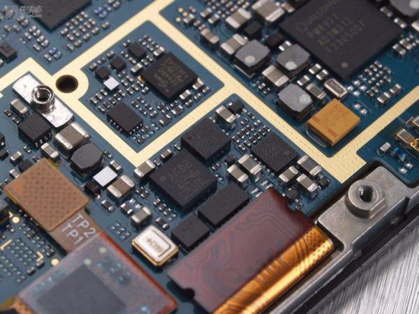 上門回收（Renesas）芯片：藍牙模塊、WiFi模組、多協(xié)議模塊、RF放大器